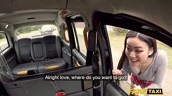 หนังโป๊ฝรั่ง น้องเรลิลแบล็ค Rae Lil Black กำลังดังในประเทศไทย โดนพาไปเย็ดบนรถ Fake Taxi เสียวหีเลยไหมละหนู