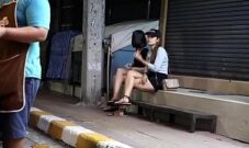 เย็นสาวที่พัทยาแบบเสียวๆ Pattaya Beach Road - September 2019